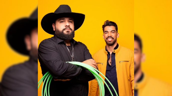 LEO E RAPAHEL NO TUPÃ FOLIA