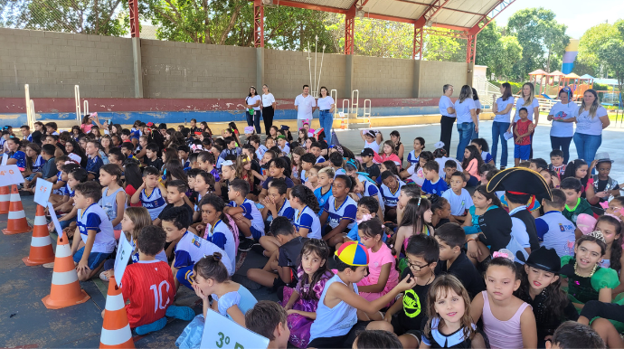 A escola conta com 600 alunos matriculados do 1º aos 5º anos, distribuídos em 24 salas de aula. (Foto/Prefeira de Tupã)