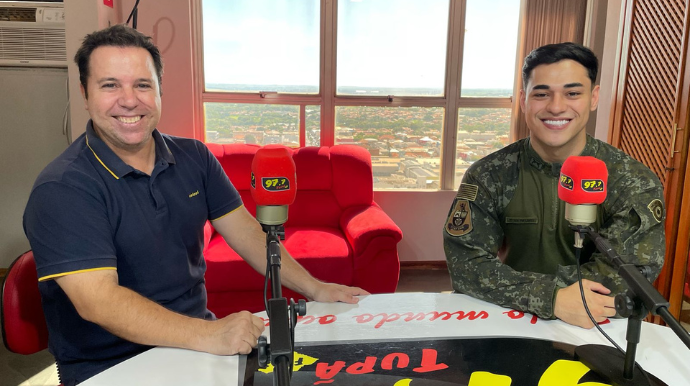 1º Tenente Lopes, da Polícia Militar Ambiental, e diretor das rádios Tupã, Gabi Rocha Fonseca
