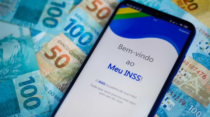 Pagamento do 13º do INSS começa nesta semana para quem recebe até 1 salário mínimo