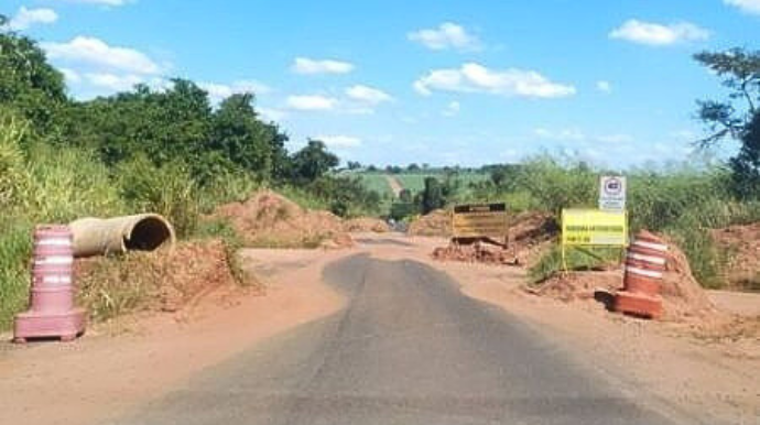 Tupã-Quatá: Passagem sobre Ribeirão Água Bonita continua liberada apenas para veículos leves