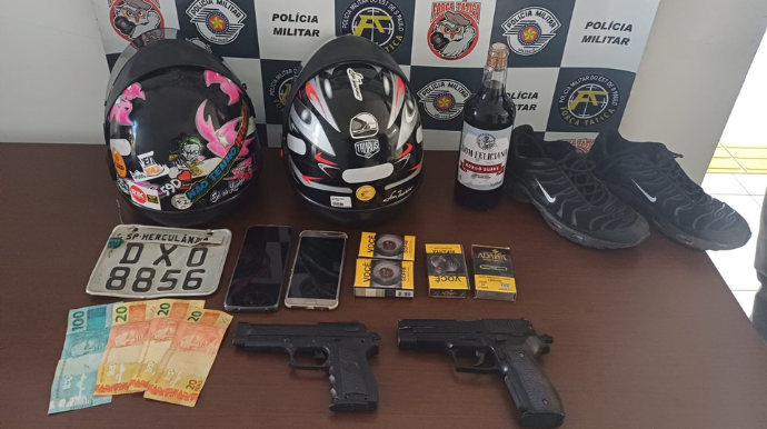 Câmeras de segurança flagram assalto a conveniência em Tupã