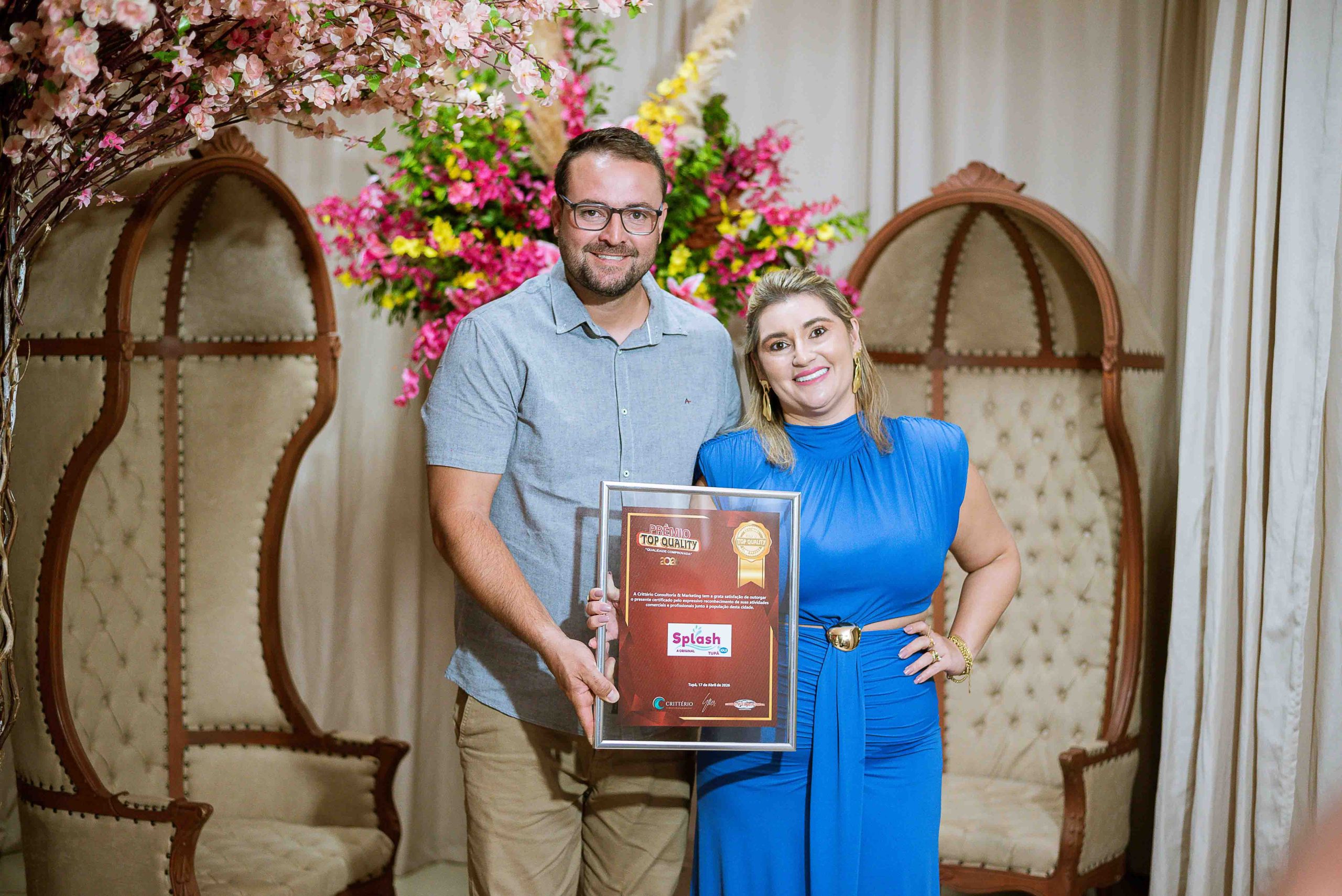 SPLASH IGUI PISCINAS TUPÃ – Com. de Piscinas e Produtos (4º ano consecutivo) – Jaime Rocha e Nélly Cristina