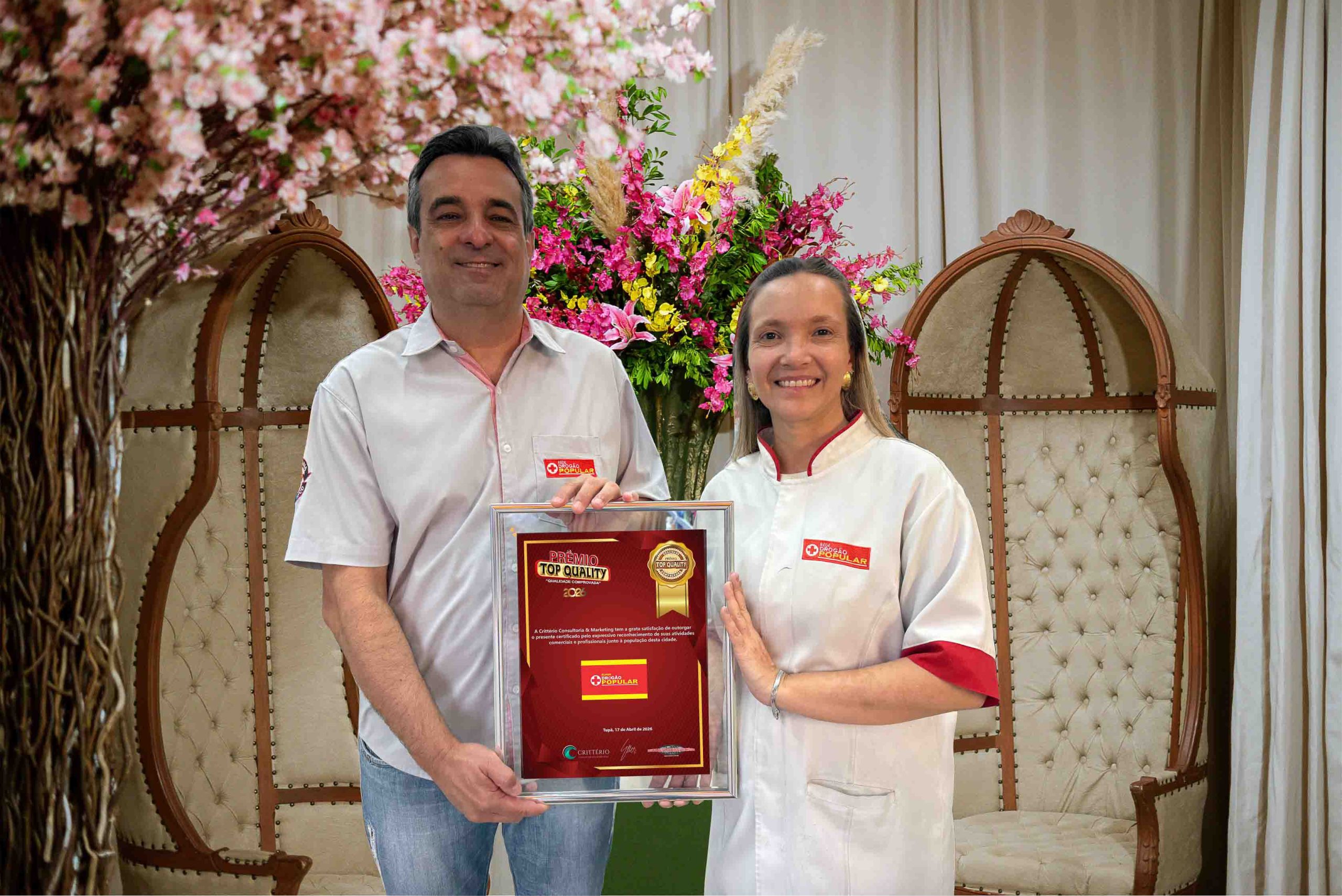 SUPER DROGÃO POPULAR – Drogaria – Fabrício e Divani